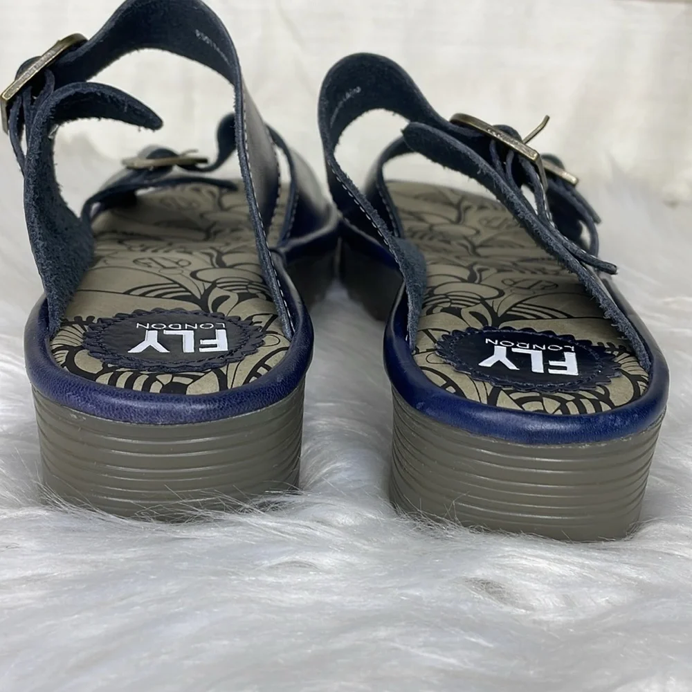 NWOT Fly London Women’s Blue Leather Sandals